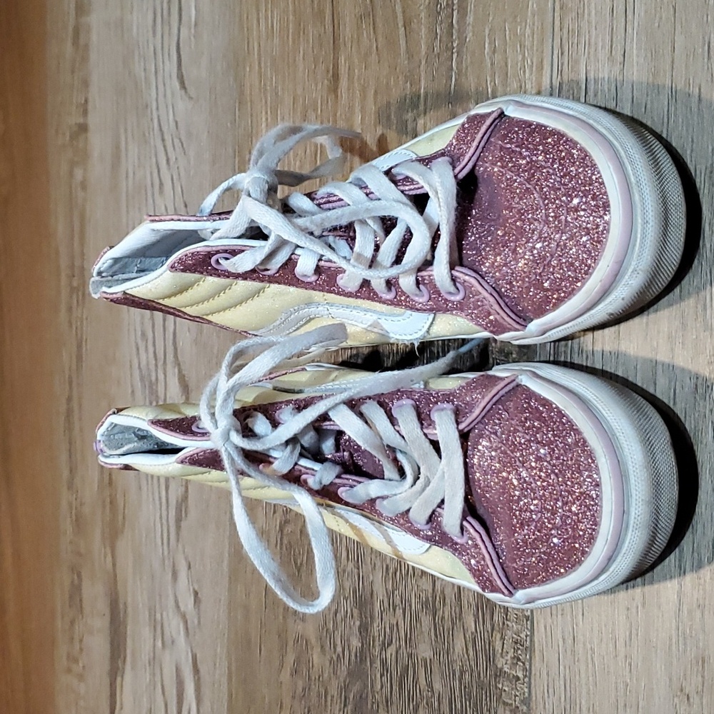 Little girl Vans size 12.5